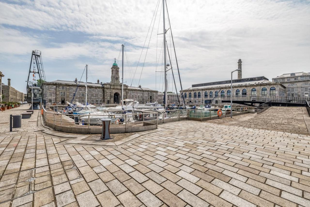 Luxury 2 Bed Apartment In Historic Royal William Yard Plymouth Exteriör bild
