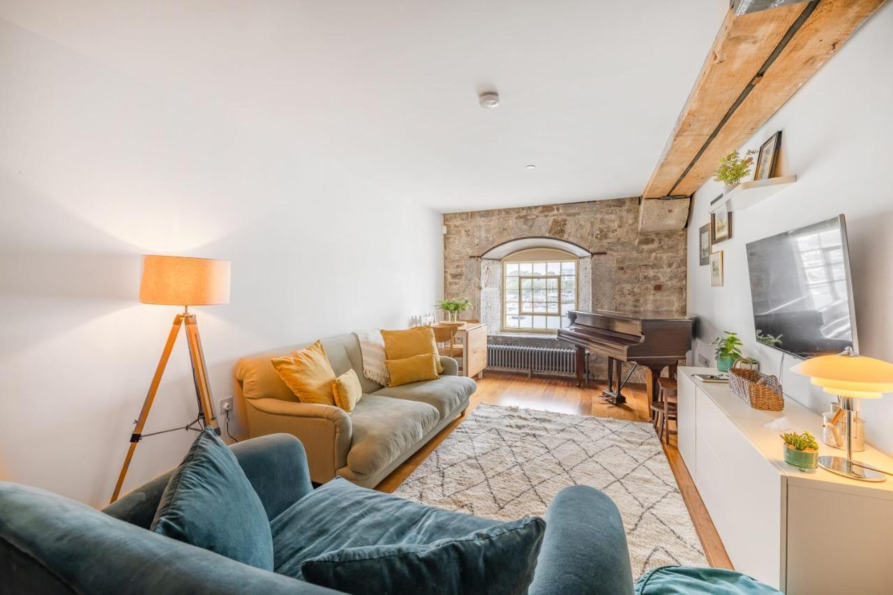 Luxury 2 Bed Apartment In Historic Royal William Yard Plymouth Exteriör bild