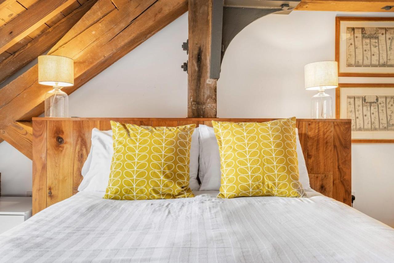 Luxury 2 Bed Apartment In Historic Royal William Yard Plymouth Exteriör bild