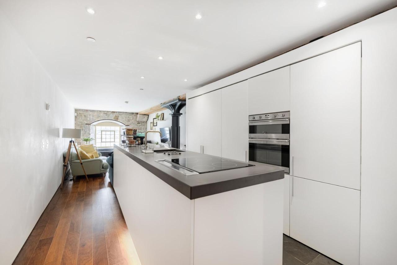 Luxury 2 Bed Apartment In Historic Royal William Yard Plymouth Exteriör bild